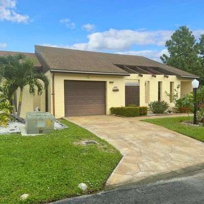 6773 Dupere Ln, Lake Worth, FL 33467