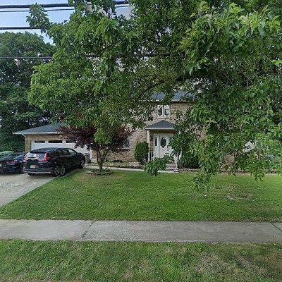 68 Deerfield Rd, Sayreville, NJ 08872