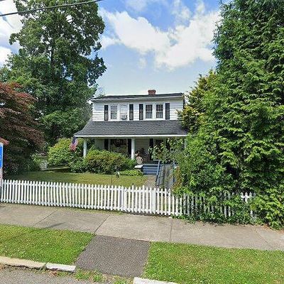 68 Saint George Ave, Stamford, CT 06905