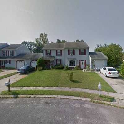 7 Helmwood Ct, Sicklerville, NJ 08081