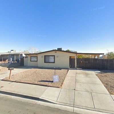 7024 Oakhurst Ave, Las Vegas, NV 89145