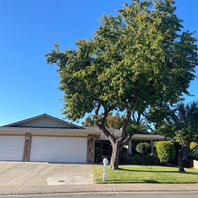 5901 Adana Cir, Carmichael, CA 95608