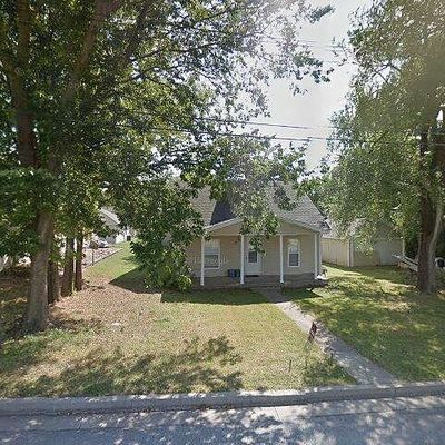 609 W Lee St, Nevada, MO 64772