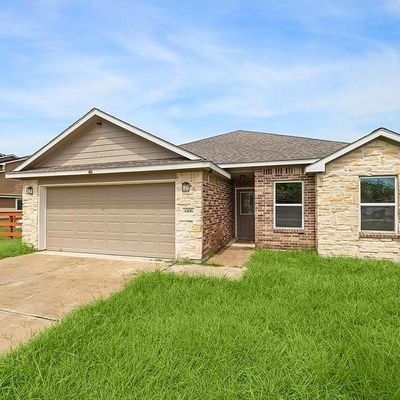 6106 Stoney Brook Dr, Angleton, TX 77515