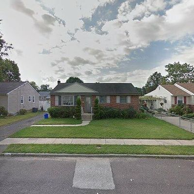 612 Jackson Ave, Magnolia, NJ 08049