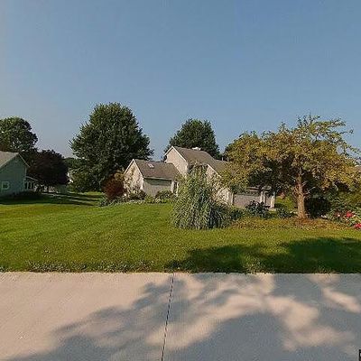 6142 Cheryl Pl, Concord Township, OH 44077