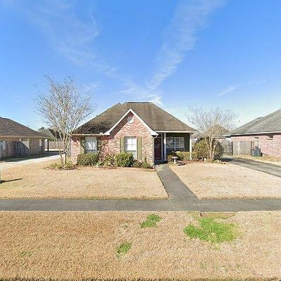 621 Daphne Dr, Gonzales, LA 70737