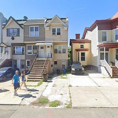 783 Montgomery St, Jersey City, NJ 07306