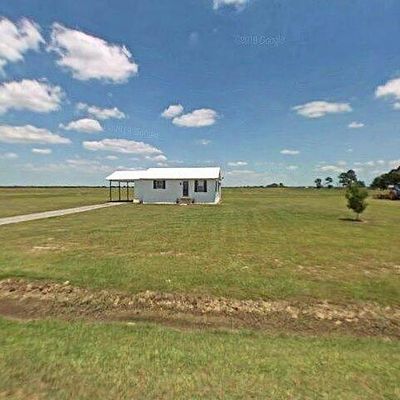 7989 F T Smith Rd, Gueydan, LA 70542