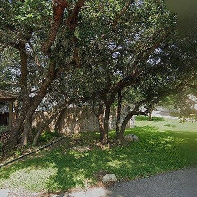 801 Brooks Hollow Rd #4, Lakeway, TX 78734