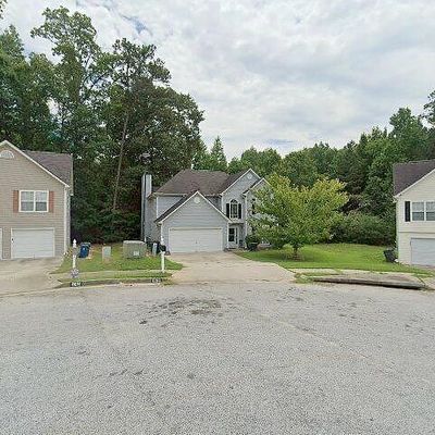 8016 Mustang Ln, Riverdale, GA 30274