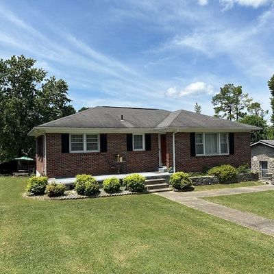 802 2 Nd Ave, Fayetteville, TN 37334