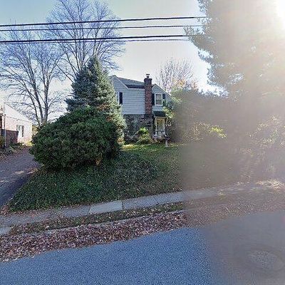 805 E Penn Pines Blvd, Aldan, PA 19018