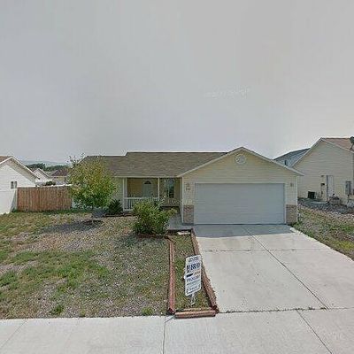 806 Cow Bell Ct, Montrose, CO 81401