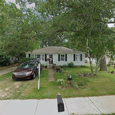 8062 Meade St, Montague, MI 49437