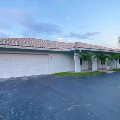 810 Renmar Dr, Plantation, FL 33317