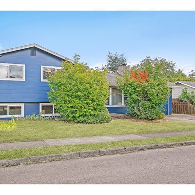 816 Se 142 Nd Ave, Portland, OR 97233