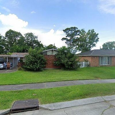 821 Guardian Ave, Gretna, LA 70056