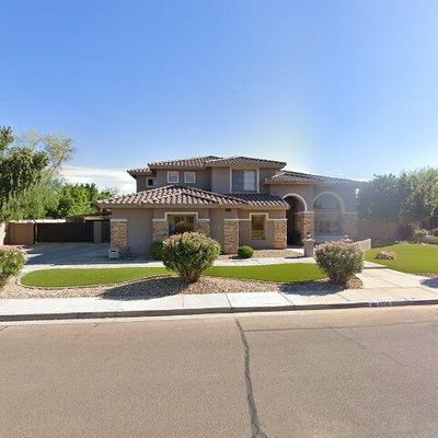 8235 W Foothill Dr, Peoria, AZ 85383