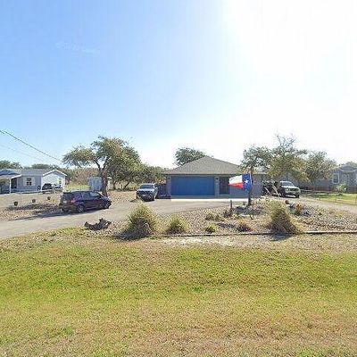 828 Stanley St, Rockport, TX 78382