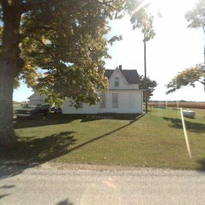 8306 W Division Line Rd, Delphi, IN 46923