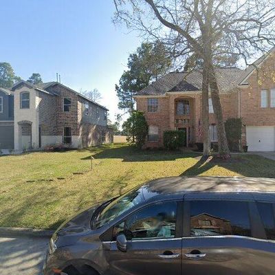 8406 Cross Country Dr, Humble, TX 77346