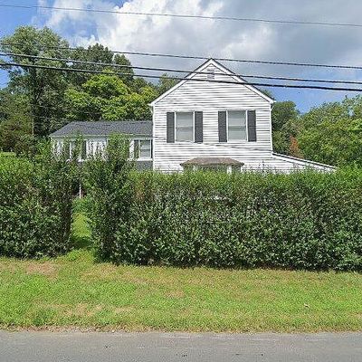 72 Poor Farm Rd, Pennington, NJ 08534