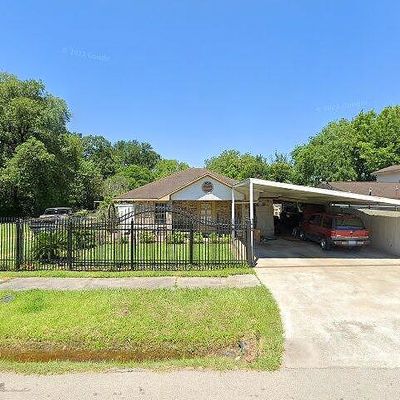 722 Henke St, Houston, TX 77020