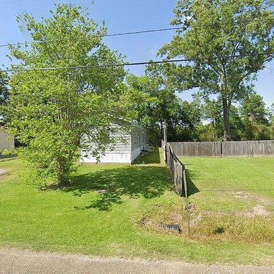 732 Parkview Dr, Abbeville, LA 70510