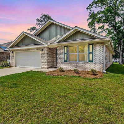 7408 Oak Lake Blvd, Pensacola, FL 32526