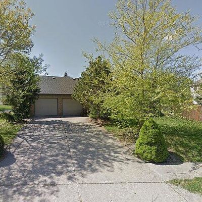 7415 Oakland Hills Ct, Indianapolis, IN 46236