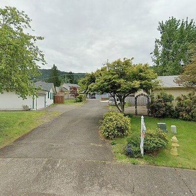 7443 A St, Springfield, OR 97478