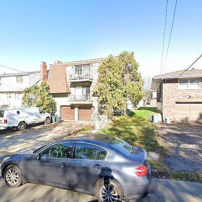 75 Kipp Ave, Elmwood Park, NJ 07407