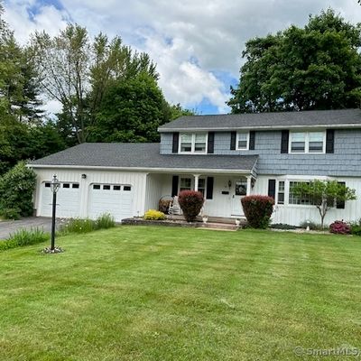 75 Valley View Dr, South Windsor, CT 06074