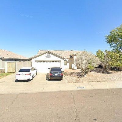 7558 W Denton Ln, Glendale, AZ 85303