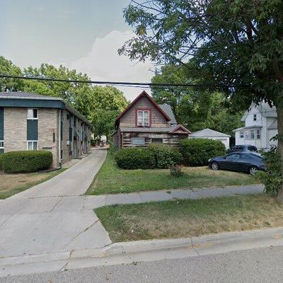 913 E Shiawassee St, Lansing, MI 48912