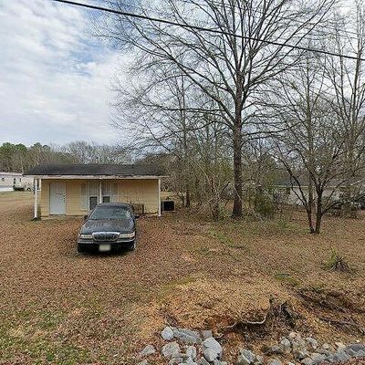 953 Richardson Rd, Columbus, MS 39702