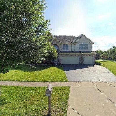 961 Grayhawk Dr, Algonquin, IL 60102