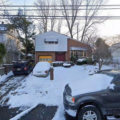 86 Fairview Ave, Teaneck, NJ 07666