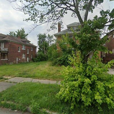 8931 Quincy St, Detroit, MI 48204