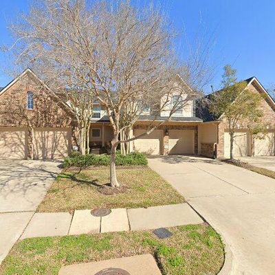 8931 Summer Ash Ln, Sugar Land, TX 77479