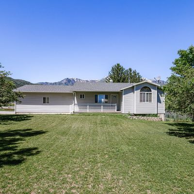 895 S 200 E, Wellsville, UT 84339