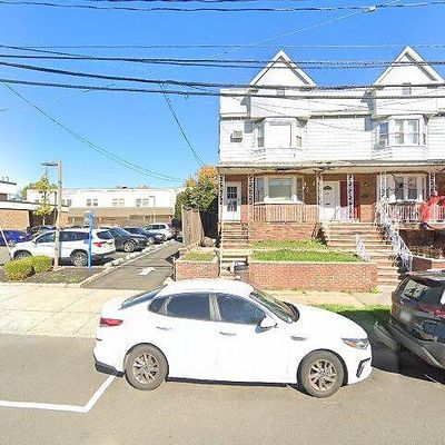 9 E 30 Th St, Bayonne, NJ 07002