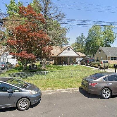 9 Walton Ave, Ewing, NJ 08618