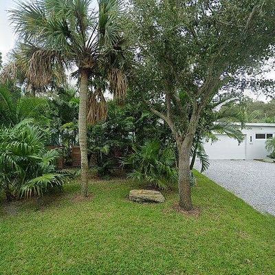 904 Sandpiper Ln, Vero Beach, FL 32963