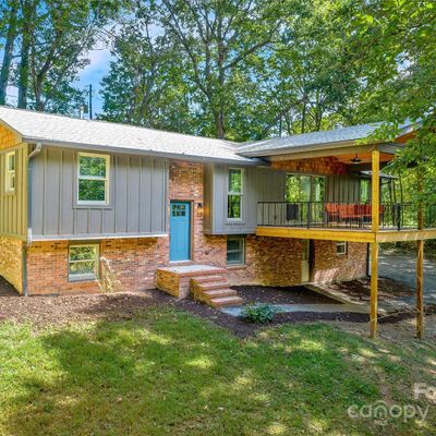 91 Joshua Ridge Rd, Etowah, NC 28729