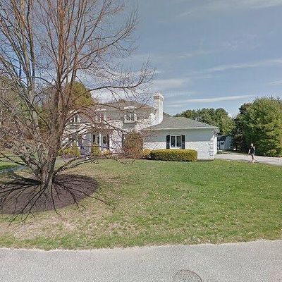 1 Buttonwood Ln, Lewiston, ME 04240