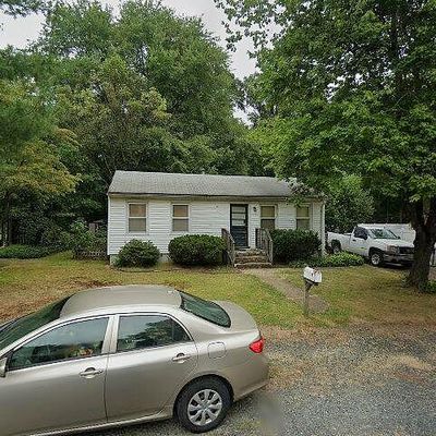 1 Soden Ln, Old Bridge, NJ 08857