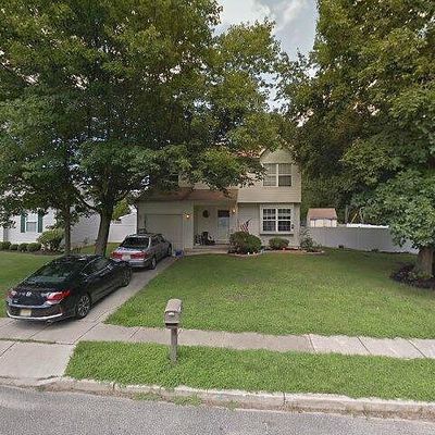 10 Hancock Ln, Berlin, NJ 08009