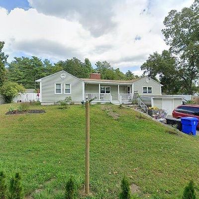 10 Kingman St, East Taunton, MA 02718